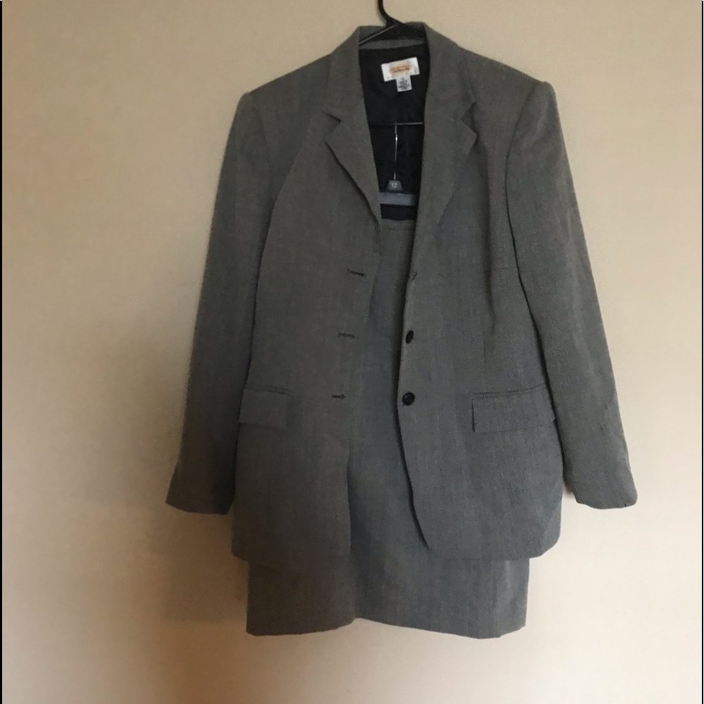Talbot’s skirt suit